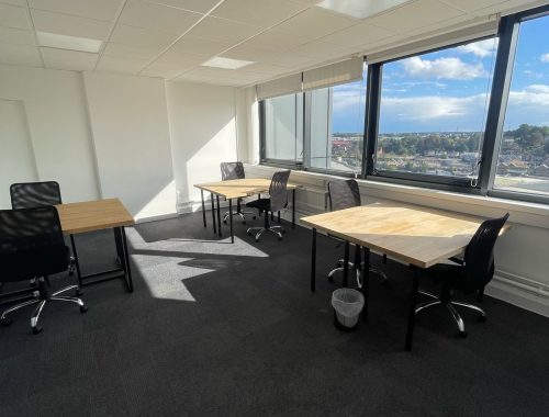 9 Desk office Space